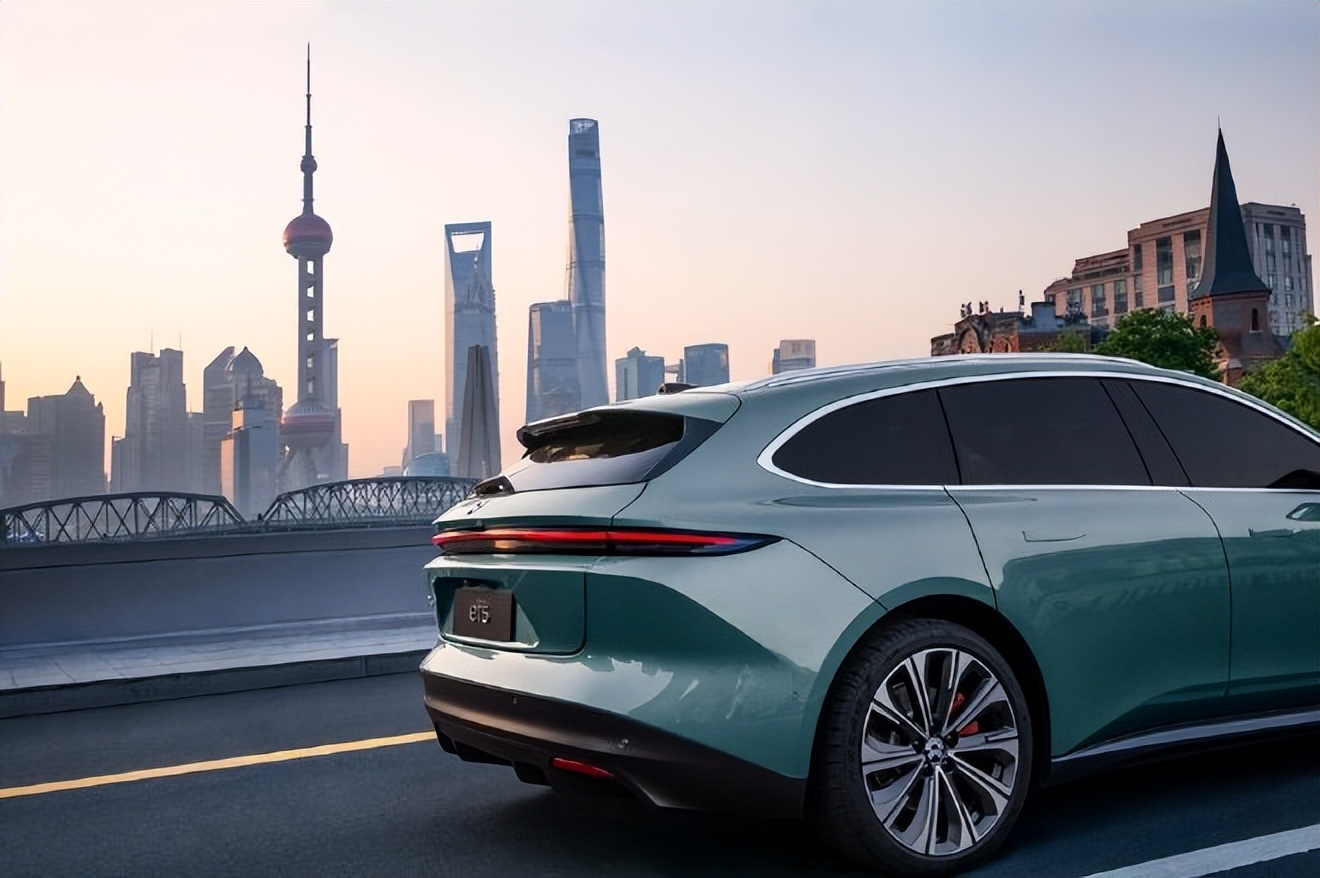 蔚来新车et5旅行版后排腿部,蔚来et5旅行版加行李箱能耗