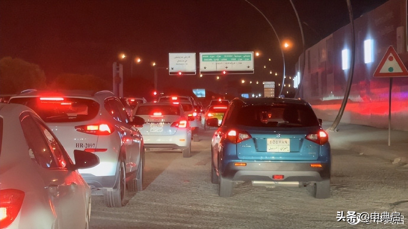 外国人也爱中国食物？伊拉克大型中超的顾客对象，竟然是外国人？