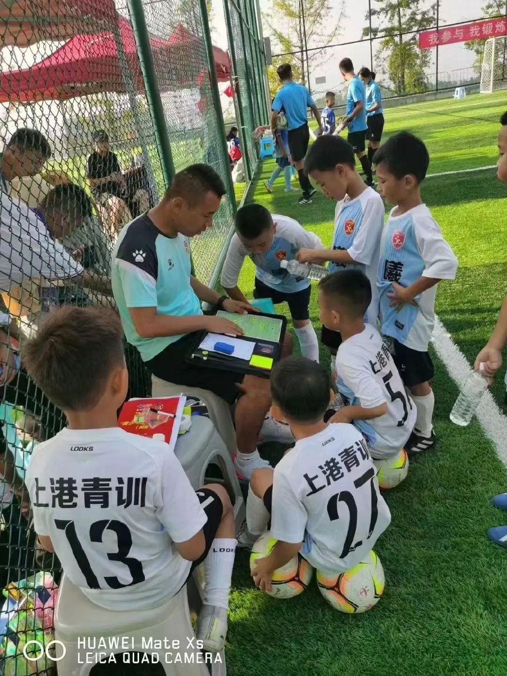 少年中国|革命老区遵义的校园足球筑梦人：让孩子们看到希望