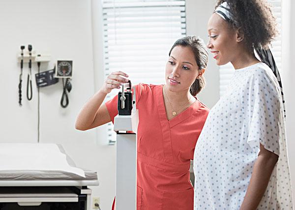 怀孕26周到28周宝宝成长,胎儿刚出生一天怎么养