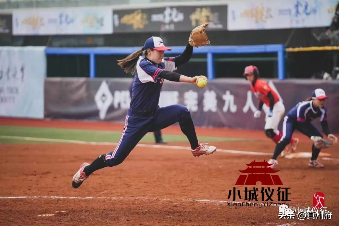 浠緛鐜嬮挵,涓浗濂冲瓙鍨掔悆闃熼槦鍛樼帇姊﹀