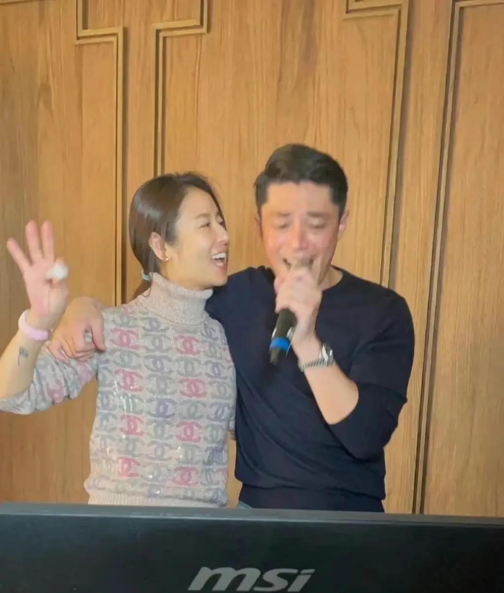 林心如霍建华为女儿庆生图片,林心如霍建华和女儿同框