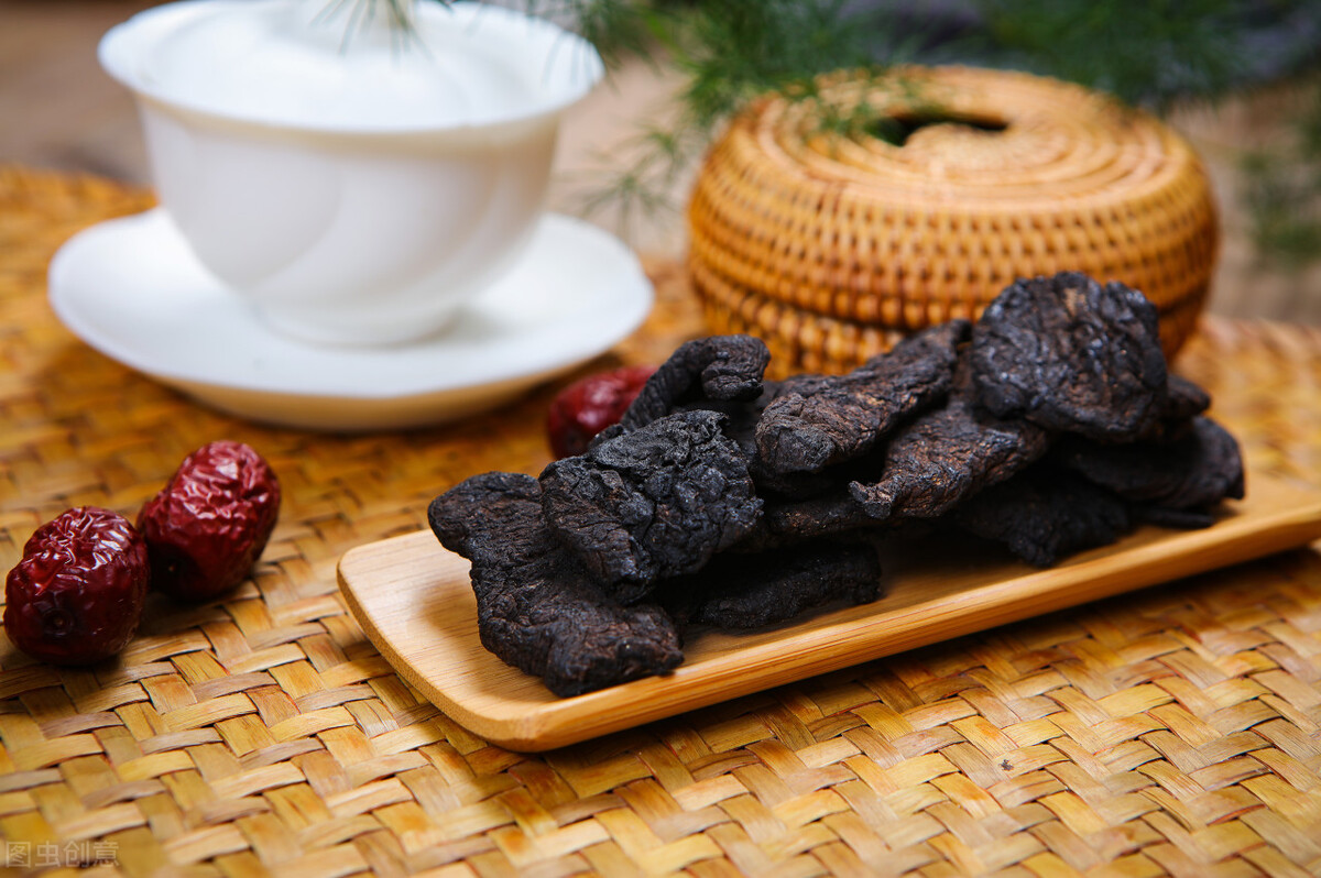 人到中年失眠也正常,更年期出现失眠盗汗心烦怎么缓解