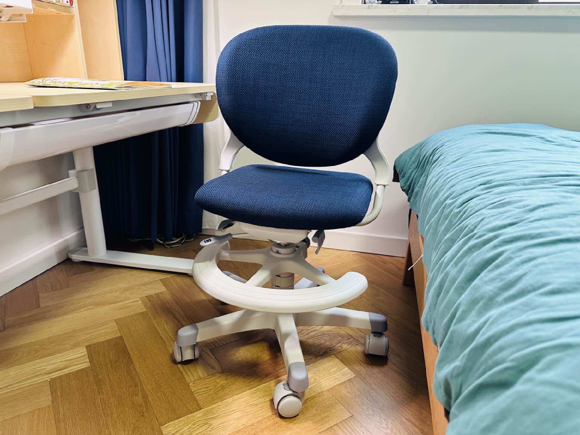 冈村儿童学习椅天津,小孩大人都可以用的学习椅