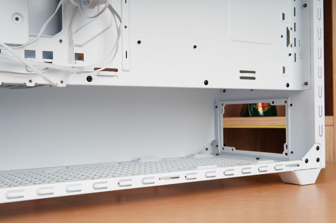 令人惊艳的散热效能，德商德静界ShadowBase800FX机箱