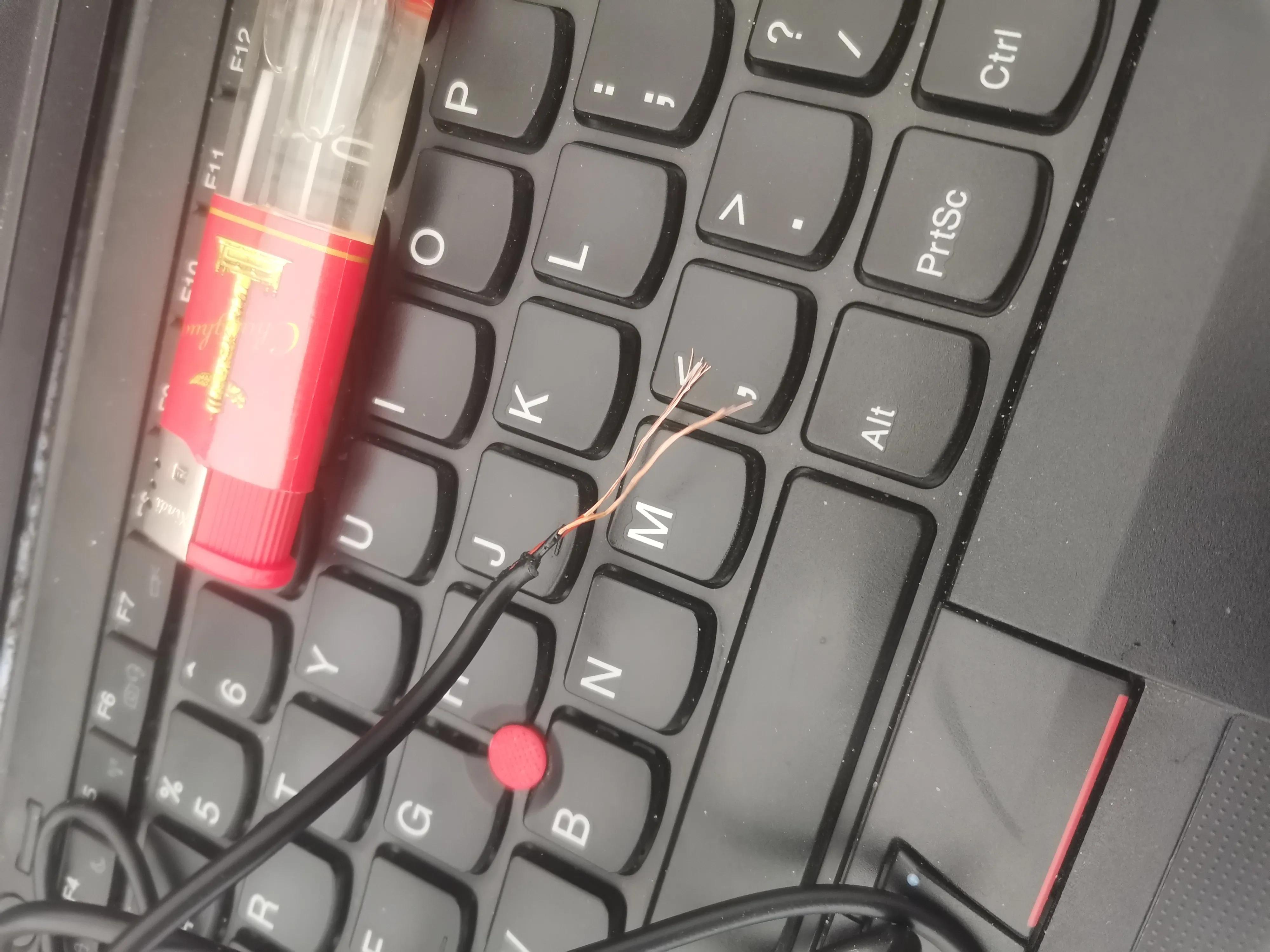 剃须刀电池坏了怎么接线,剃须刀充电线拿错了烧了怎么办