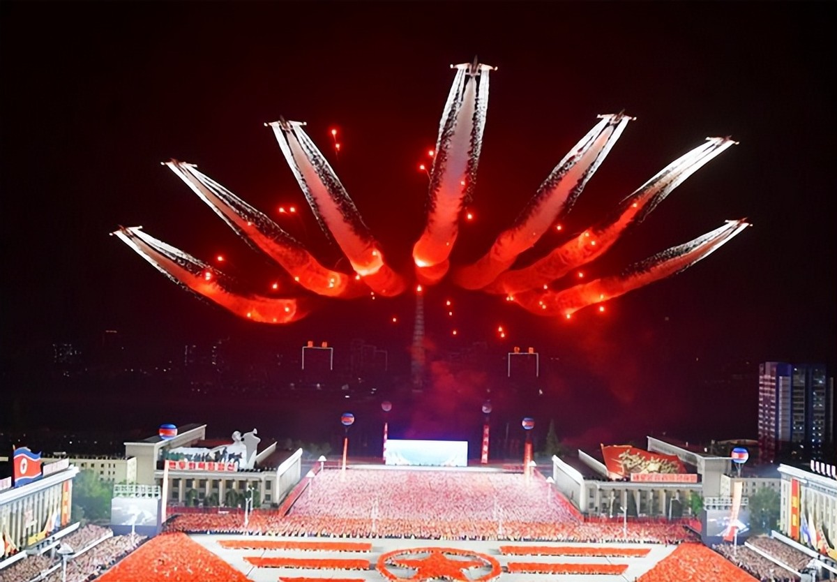 美卫星曝朝军正集结，190辆军车进驻平壤郊区，7月或有大动作