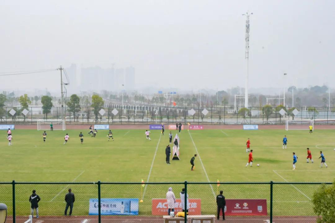 足球今日赛事赛程表最新版,足球赛事最新战报