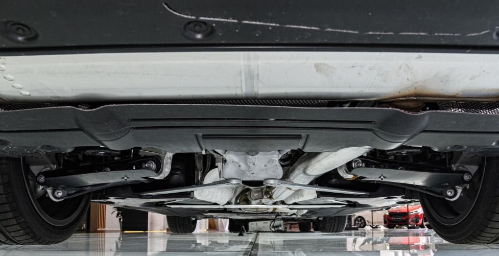 全新宝马7系官方讲解图,宝马7系斯坦威二手车为什么便宜