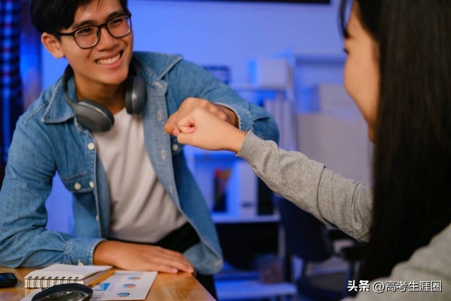 互联网行业什么岗位没有年纪限制,互联网金融行业哪个岗位比较好