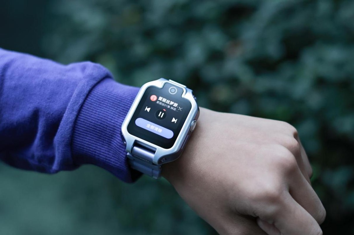 华为儿童手表5xpro防摔,华为儿童手表5xpro暴力测试