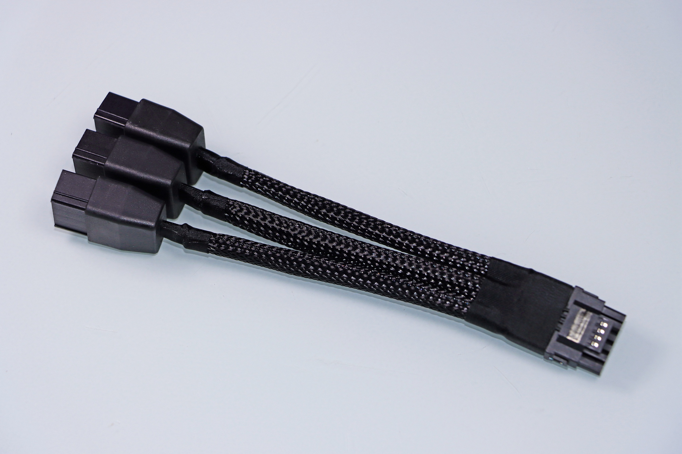 b760-ggaming小吹雪主机搭配,b760-g吹雪13600kf测评