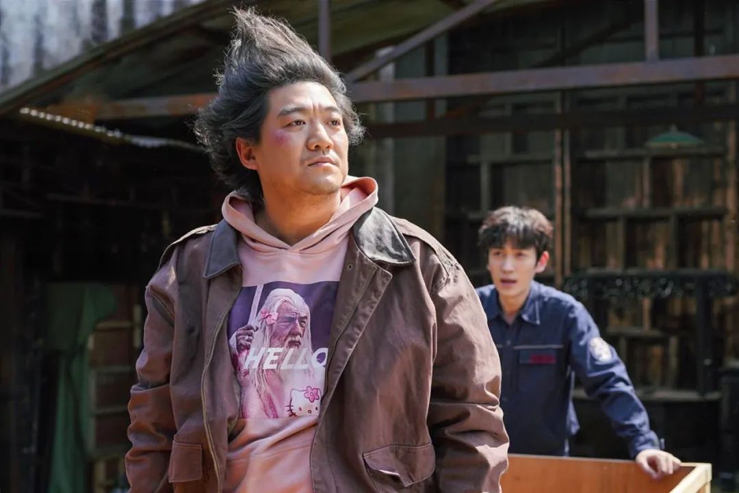 10年不接戏,他47岁靠配角走红,被赞“天才演技”!