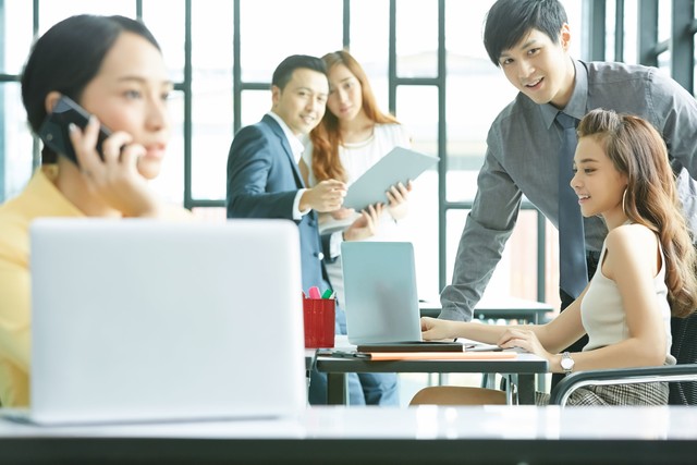 打工和创业机会哪个好一点,当下这个时代是打工好还是创业好