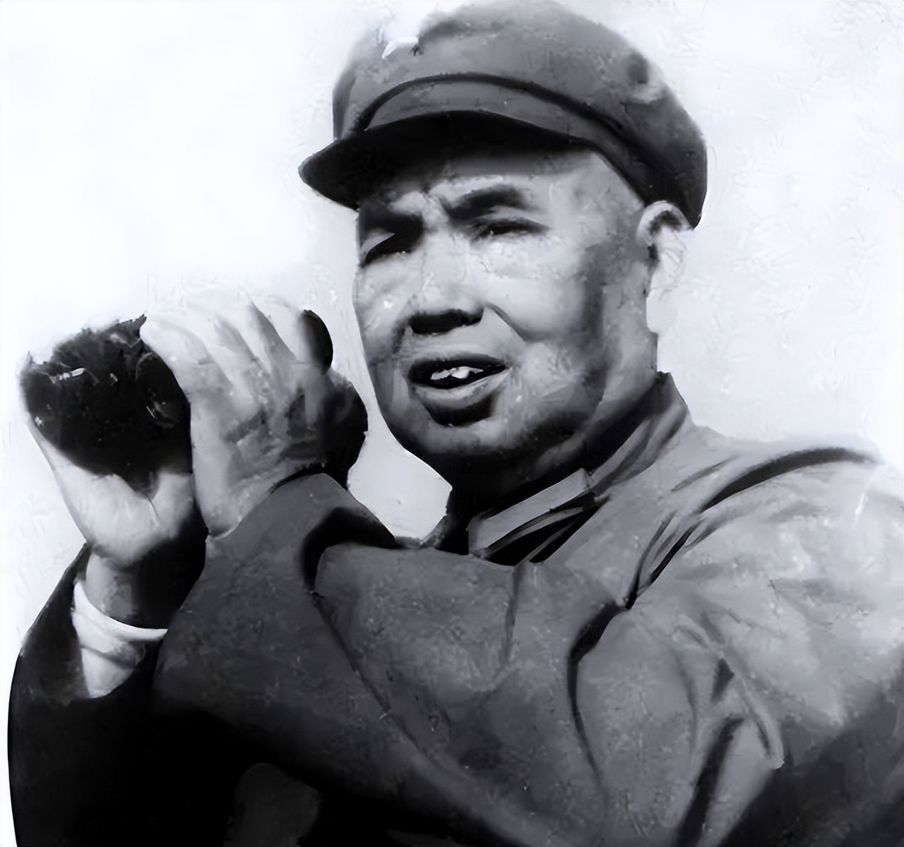 69年陈毅落选中央政治局委员，*世友许**愤愤不平，在会场做了一件事