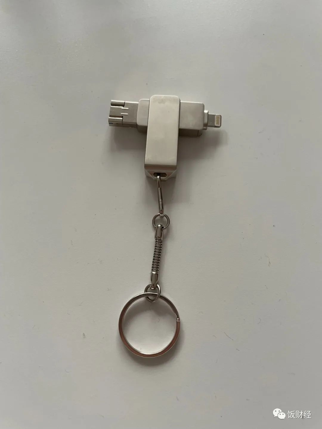 手机u盘靠不靠谱,手机有必要买u盘吗