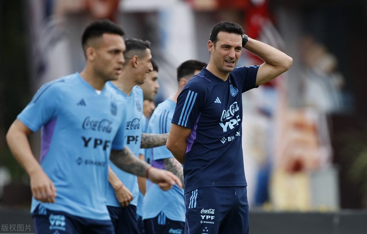 阿根廷队首战输了还有机会决赛吗,国足与阿根廷的最新消息