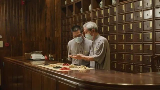 最新治疗萎缩性胃炎伴肠化的方法,西医如何治疗慢性萎缩性胃炎肠化