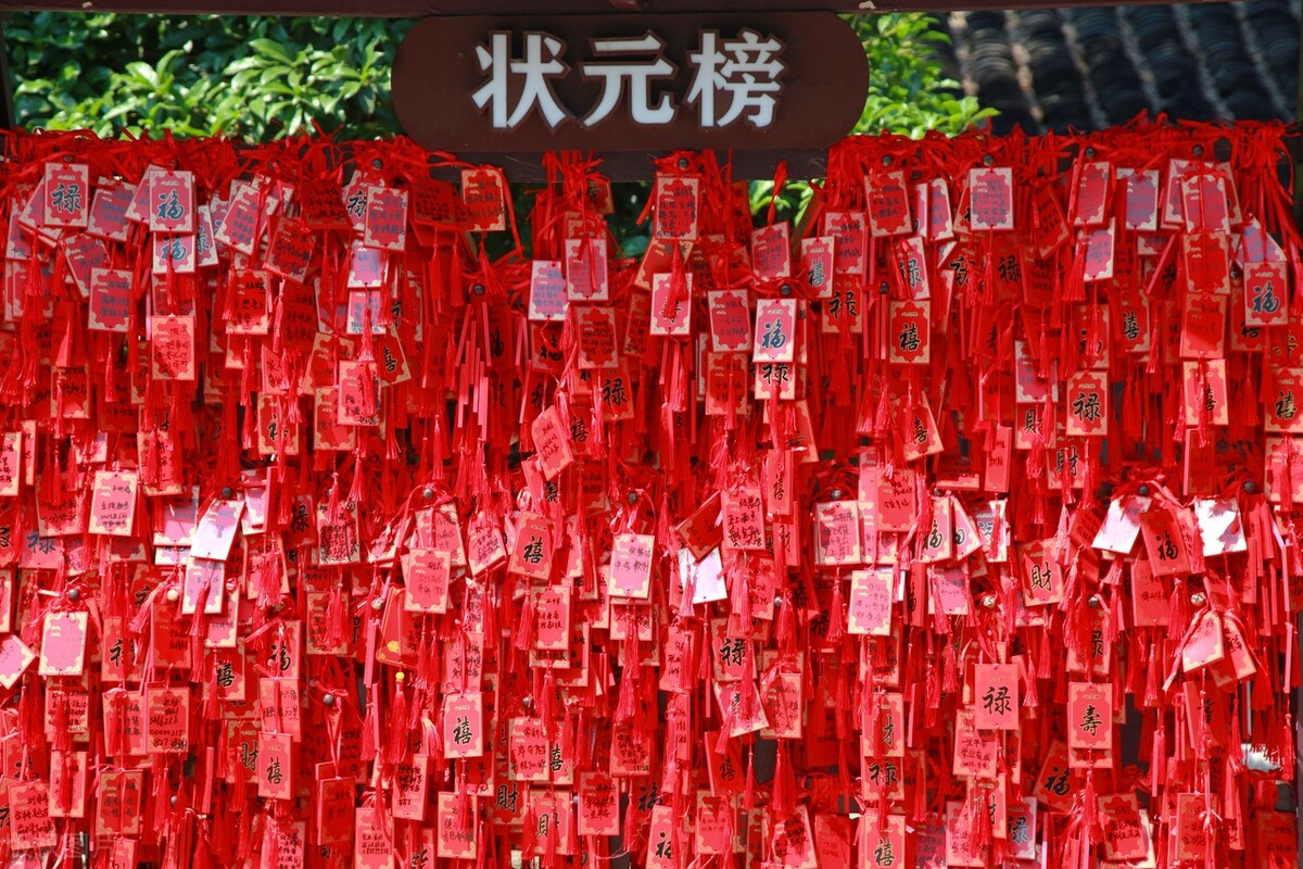 喜欢美食的朋友不要错过,喜欢美食的人要去哪些城市旅游