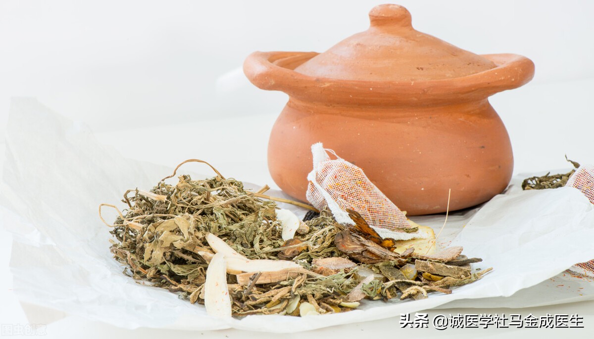 治疗真菌脚癣的最佳偏方,浑身瘙痒还有手癣脚癣