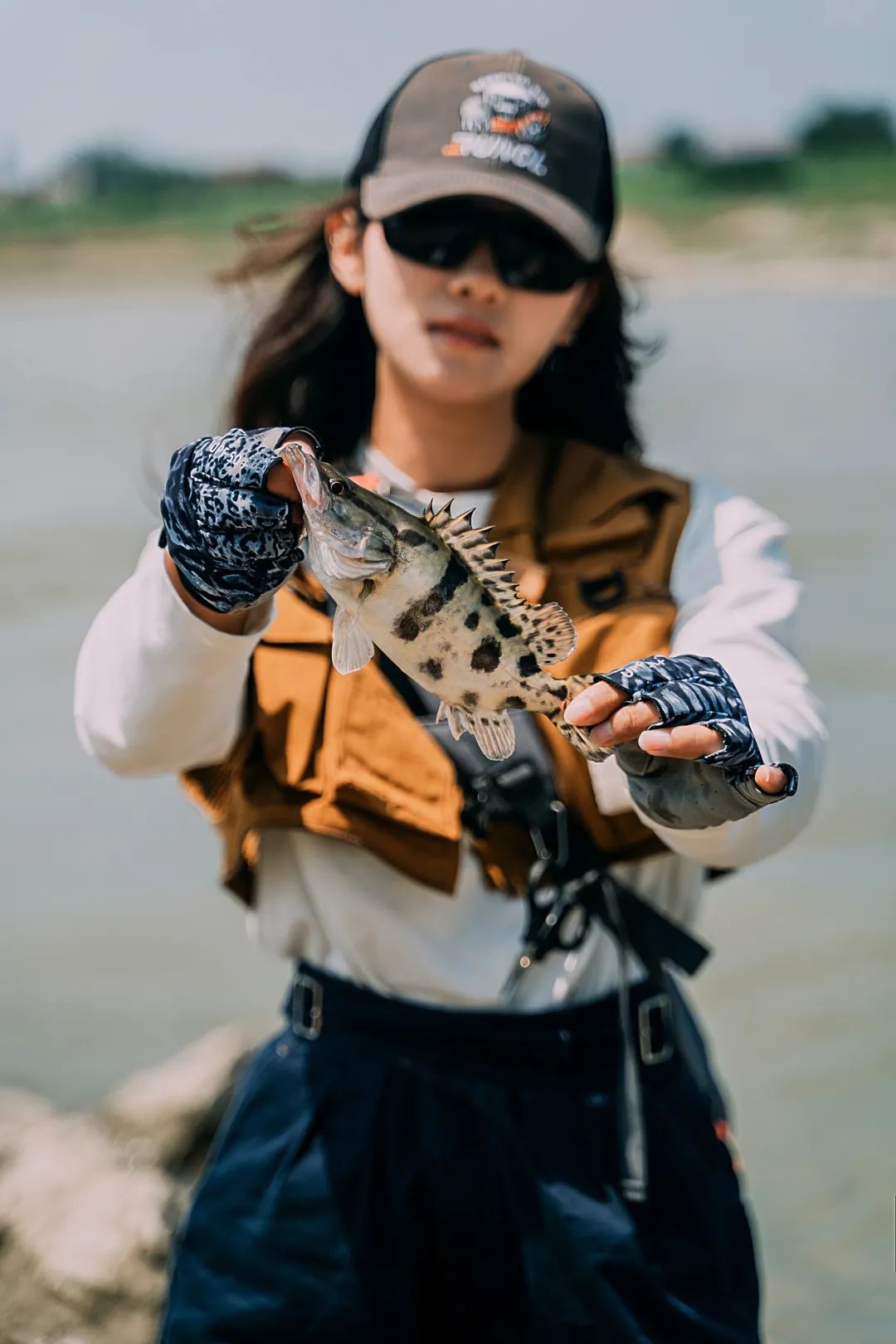 新手学钓鱼应该用什么鱼饵,想学钓鱼如何入门