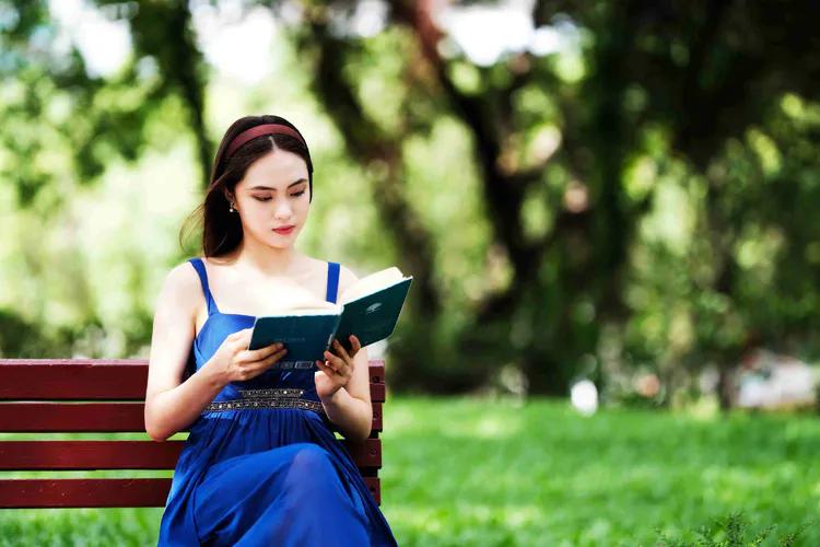 朝沐东风晚沐霞——友文荟萃