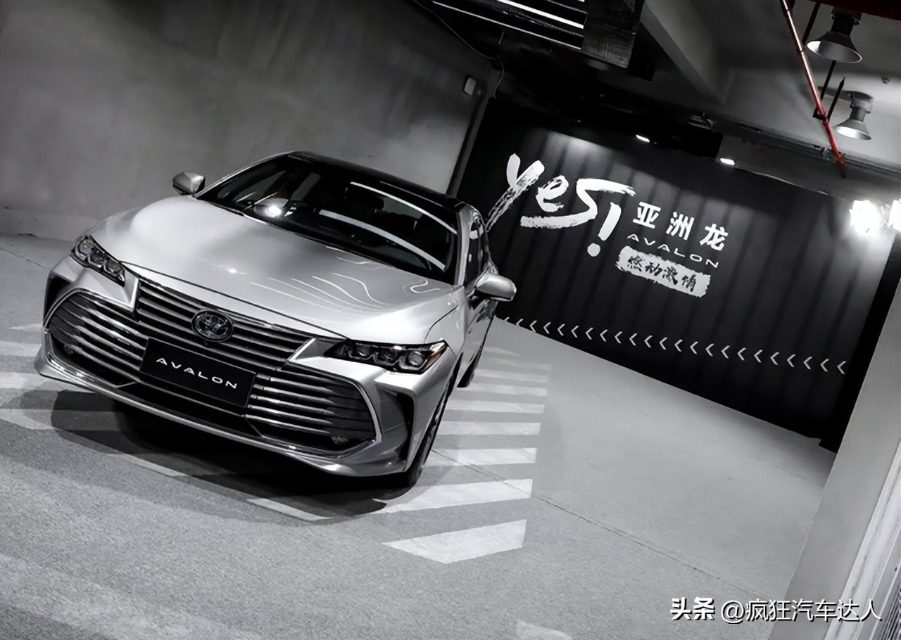 买车乞丐版好还是选高配,买车到底买丐版还是高配版