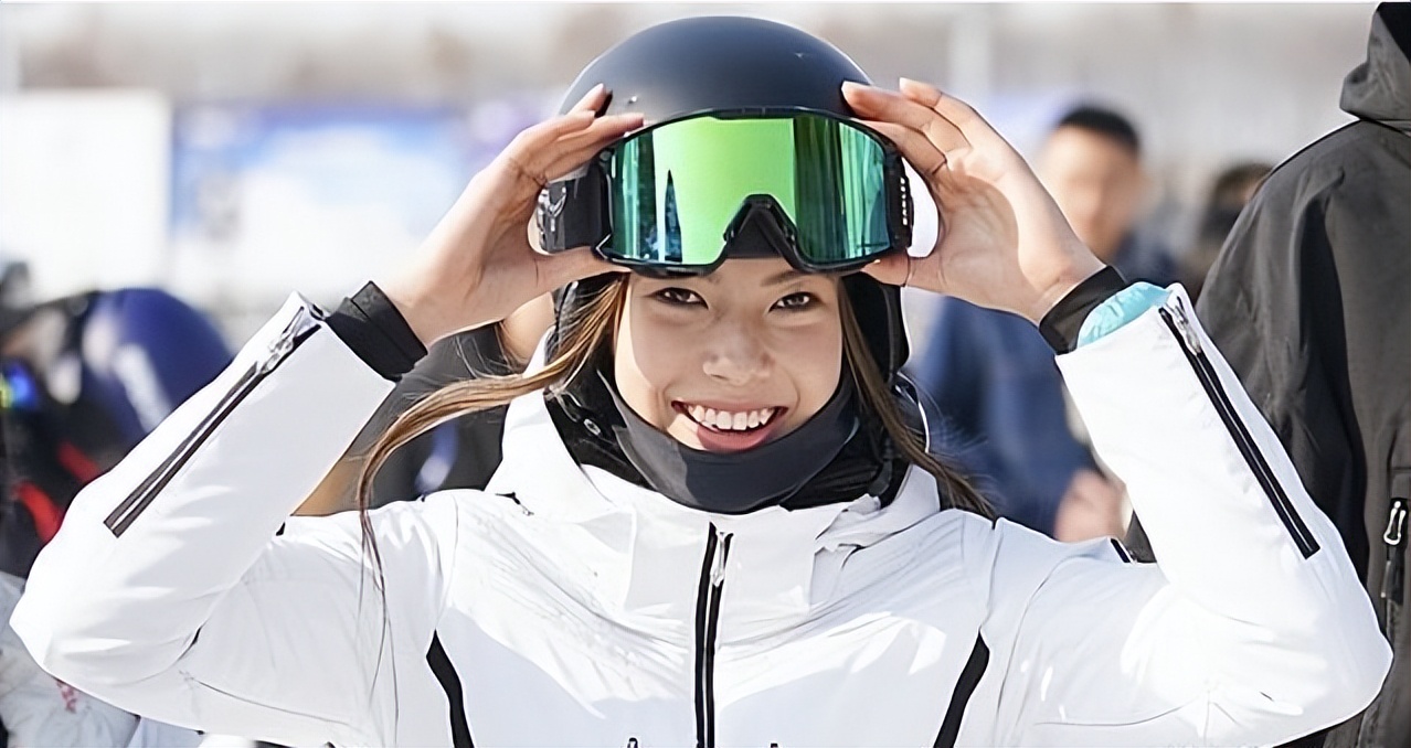 从国民女爱豆到被嘲,从全民女神到被骂