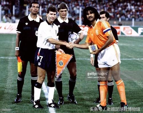 曼联王朝1992版,曼联弗格森复兴之路完整版