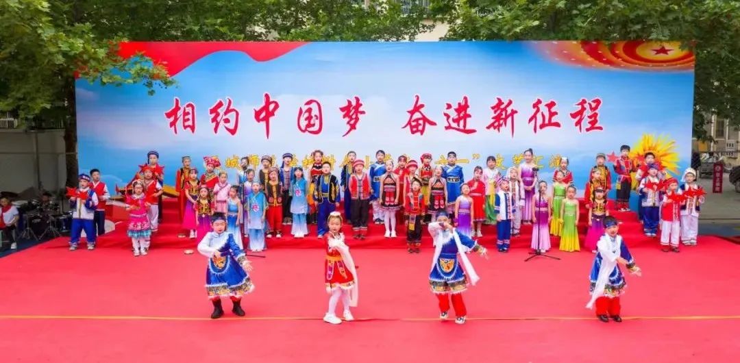 运师附小六一儿童节表演主持,六一儿童节春风小学举行文艺汇演