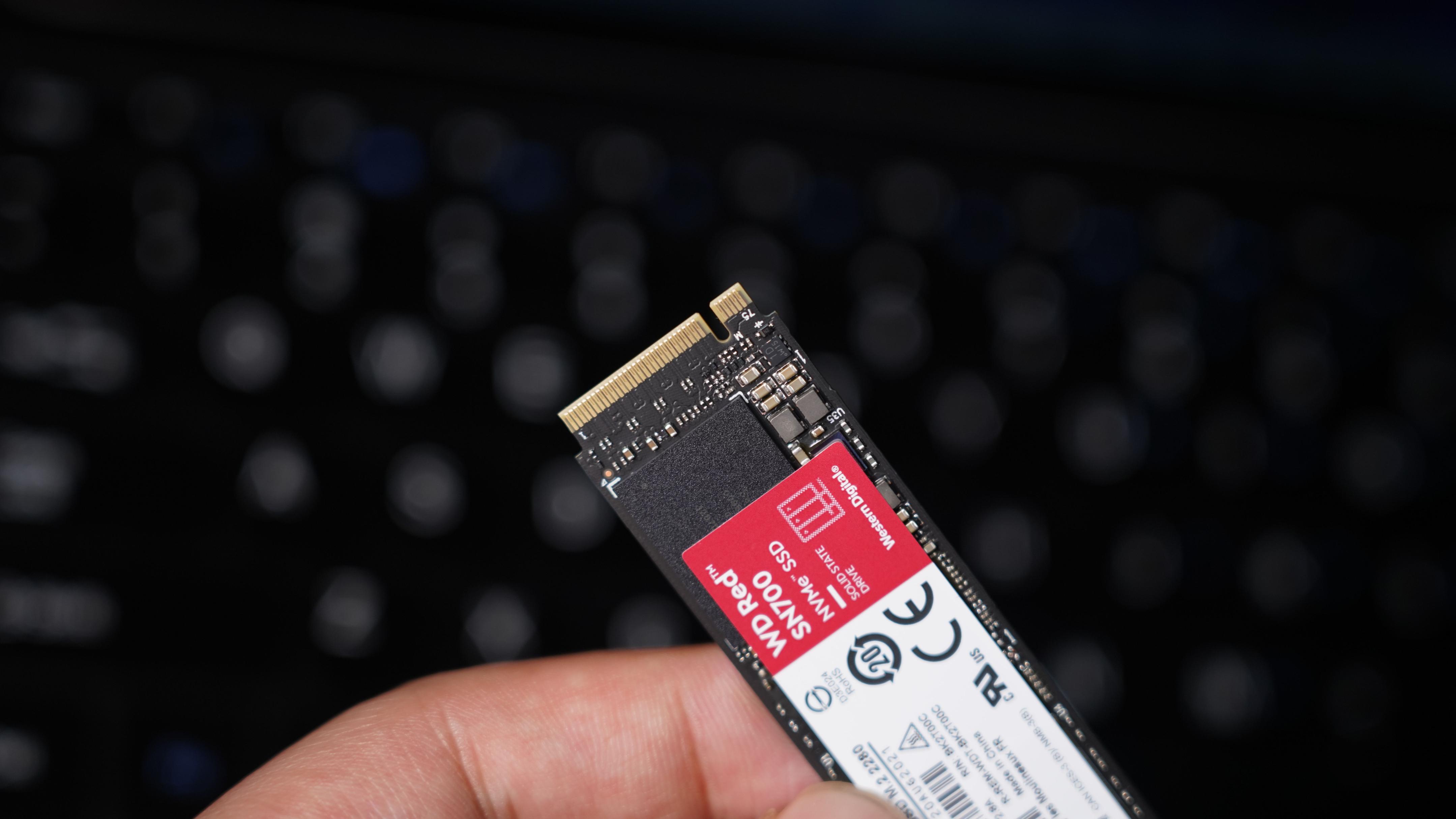 nas硬盘在70度工作,nas硬盘选缓存多大合适