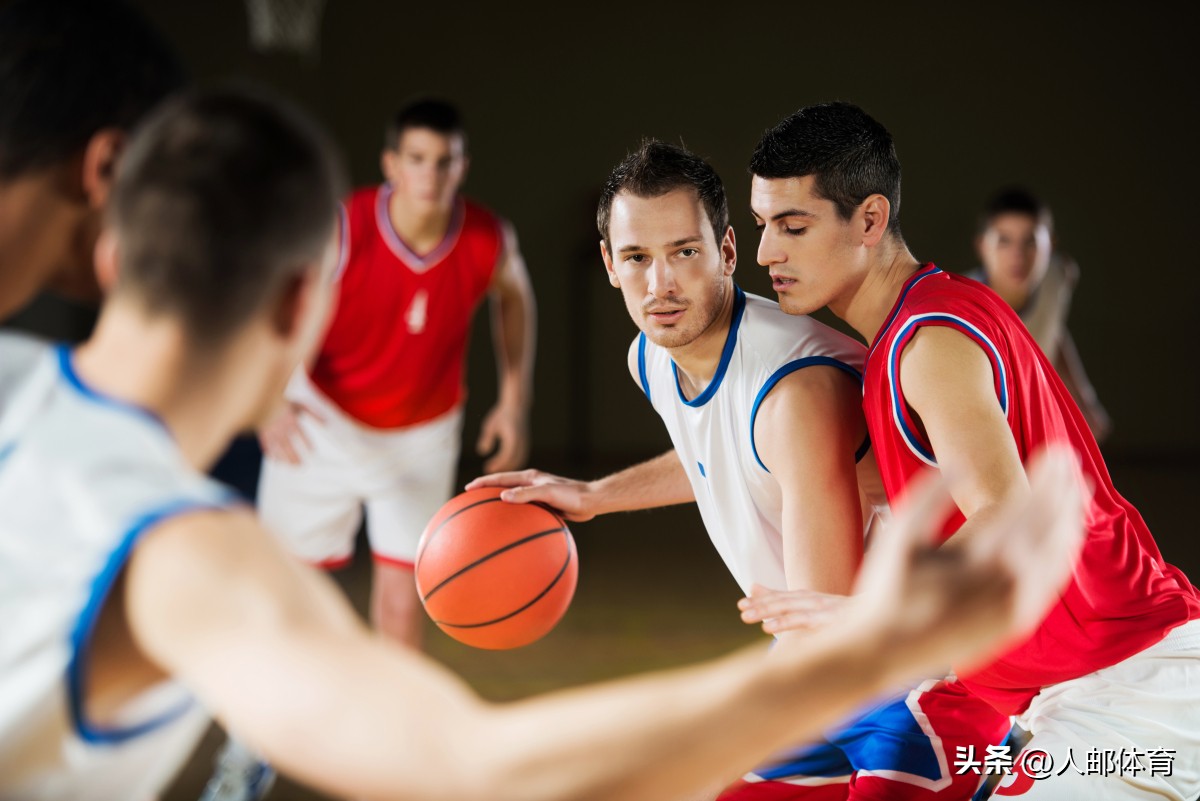 打篮球踝关节扭伤处理损伤的方法,打篮球脚坏了肿了怎么办