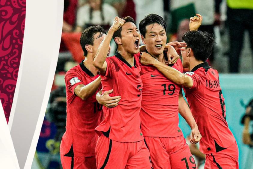 韩国球迷侮辱c罗照片,韩媒讥讽C罗替补