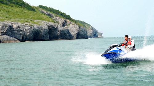 大连可以洗澡的海滩,大连既可以赶海又能洗海澡