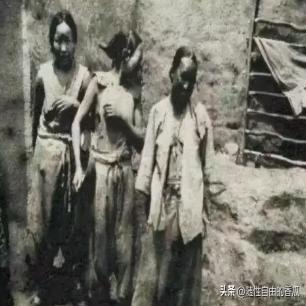 日军日记：*安妇慰**不服从管教，我很愤怒，用*刀刺**插入她的*体下**