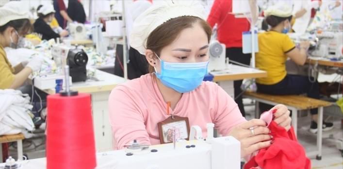 服装工为什么工资普遍低,服装人的压力与心酸