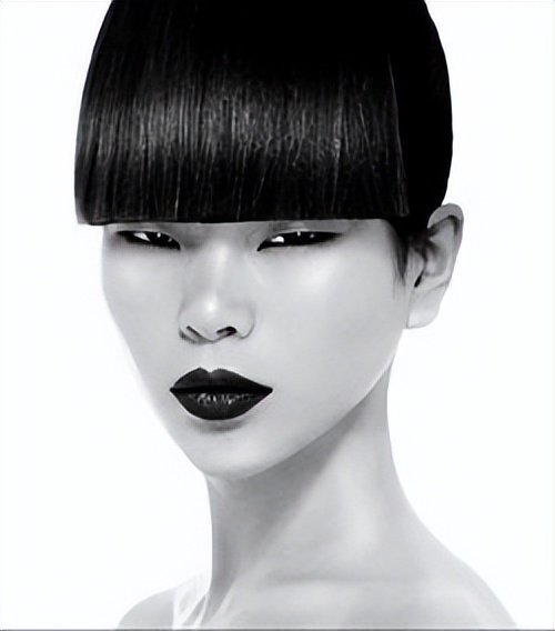 国际名模吕燕个人资料,国际超模吕燕的成长史