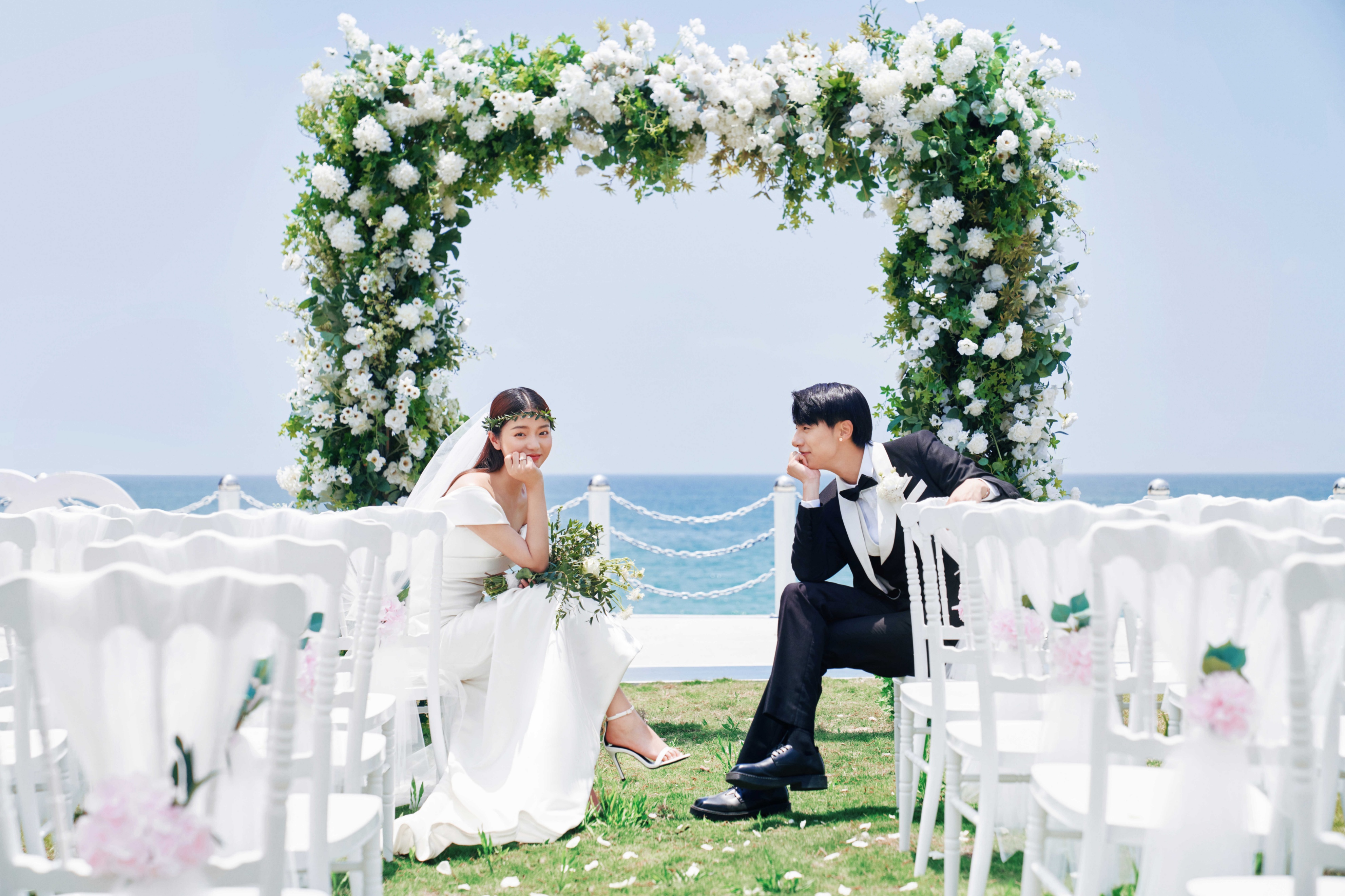 婚礼请柬朋友圈的文案短句干净,婚礼请柬朋友圈文案高质量短句