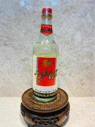 贵州茅台镇十大经典酒,茅台五粮液中国八大名酒