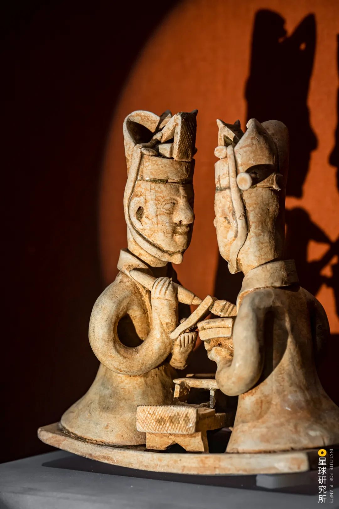 什么是魏晋南北朝服饰的特点,魏晋南北朝纪录片