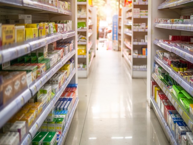 家里的避孕套男女由谁来买，我一个女人总觉得不好意思去买