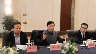 90后小伙带领全村人发家致富,男子创业成功回乡带500多人增收