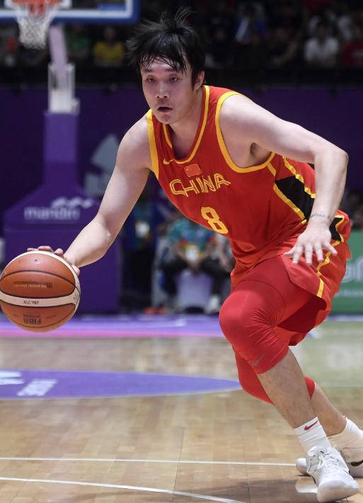 中国男篮最多允许有几名归化球员,男篮现役最强后卫排名