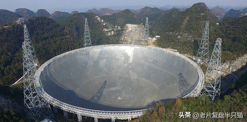 流浪地球为什么要和太阳系说再见,再见太阳系流浪地球片段