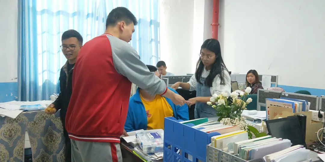 花溪品华学校,贵阳花溪品华学校