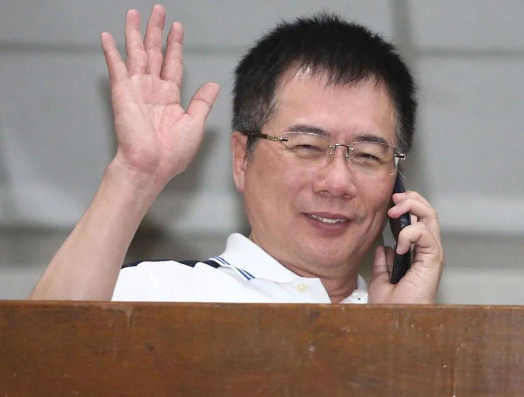 台湾蔡正元：大陆牺牲了四千万人才夺回台湾，台湾有什么权利独立