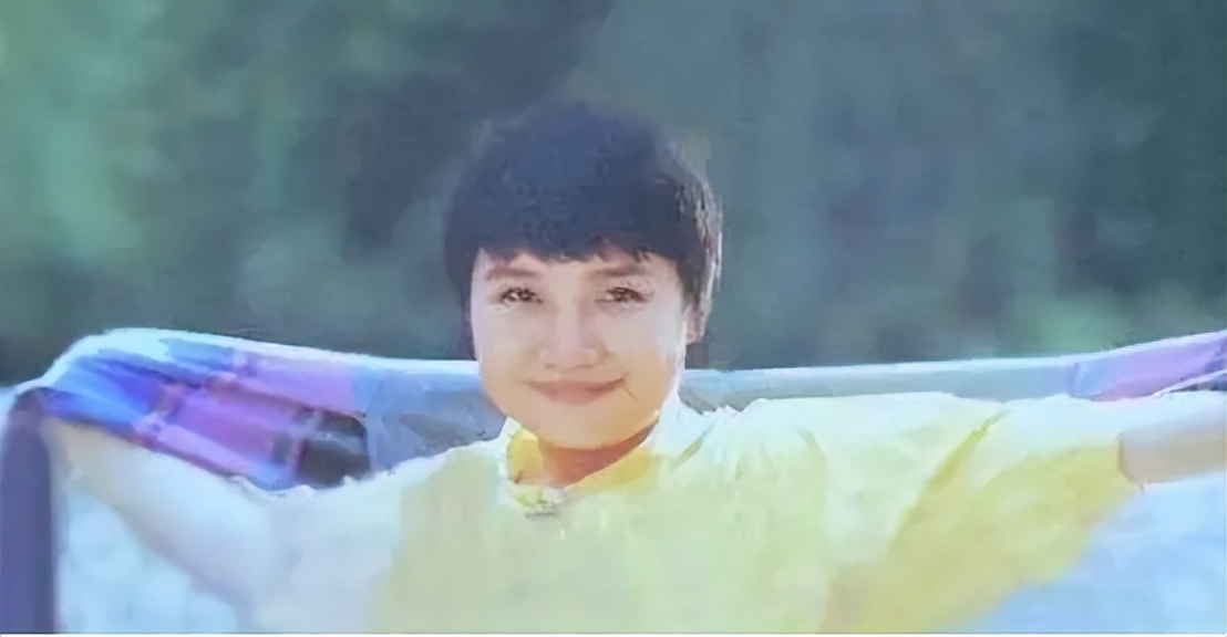 李娜为什么去当尼姑,歌手李娜为什么要出家当尼姑