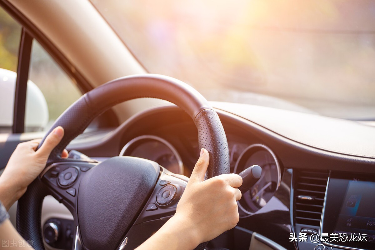 朋友考驾照4门科目全满分通过，总结了10个必过的考试要点