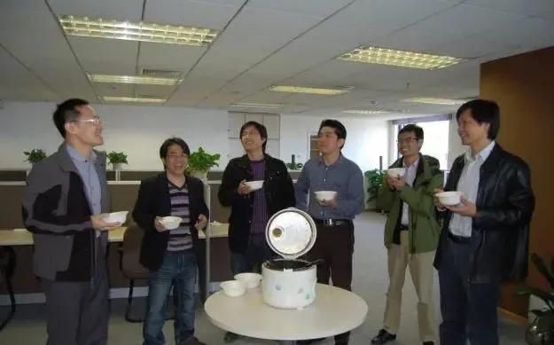 预见五：新能源汽车，手机厂商们转型的下一个大市场