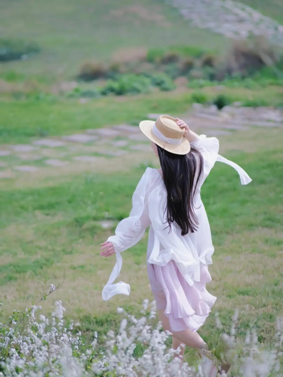 踏青露营地推荐,空港花田古朴森林露营地